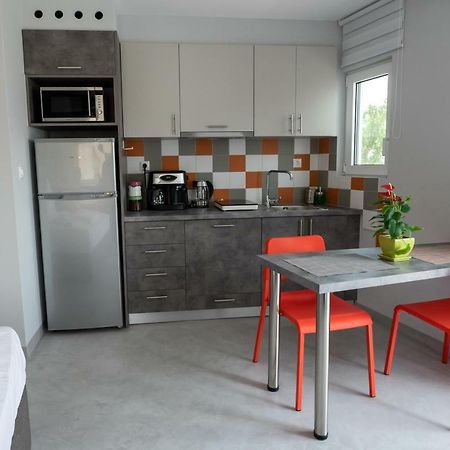 Acropolis Monastiraki Newly Renovated Apartment アテネ エクステリア 写真